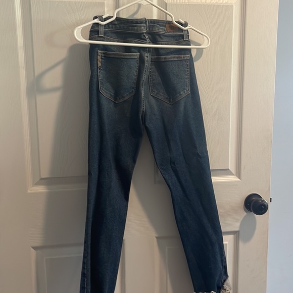 4/$25 Paige skinny jeans - Picture 4 of 5